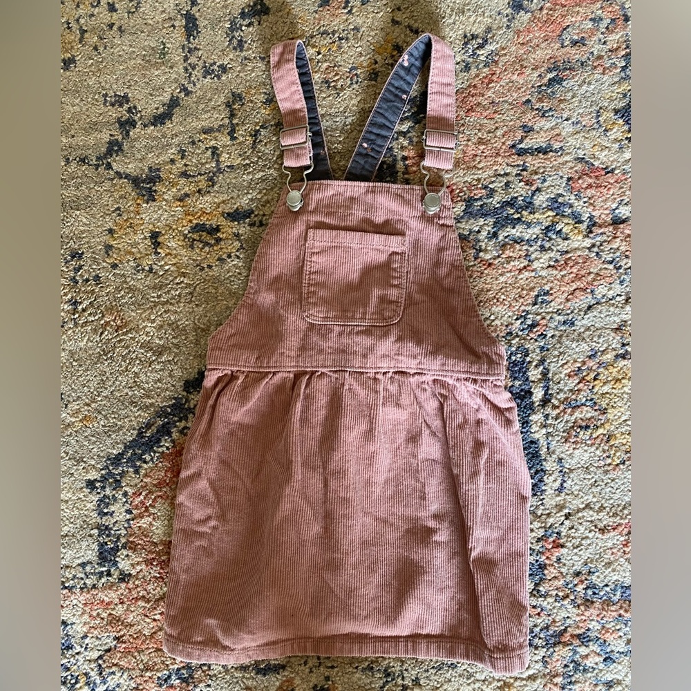 Corduroy pink skirt-all
